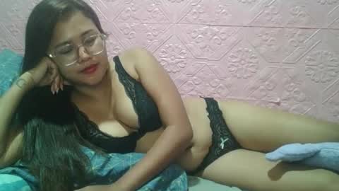 sexyjessa20 online show from April 2026 10:11:02 PM