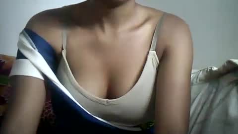 sexylarra12 online show from December 2024 07:58:01 AM