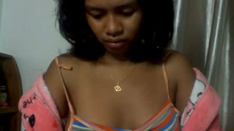 Snapshot of sexylarra12 chatting on May 2026 12:17:02 AM sexylarra12 online show from May 2026 12:17:02 AM