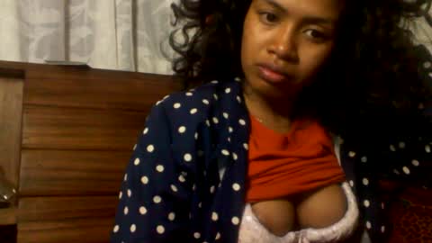 Snapshot of sexylarra12 chatting on June 2026 03:55:01 AM sexylarra12 online show from June 2026 03:55:01 AM