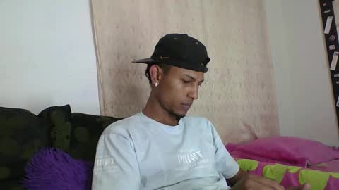 Snapshot of sexyleon69 chatting on October 2025 05:35:02 PM Sexy leon online show from October 2025 05:35:02 PM