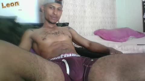 Sexy leon online show from February 2026 03:02:02 PM