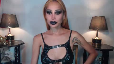 Queen Sofia online show from April 2026 02:40:02 AM