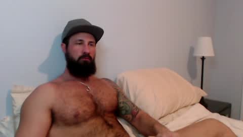 Snapshot of sexymanmk26 chatting on January 2025 01:56:02 AM lets go private im ready to play pvt cum online show from January 2025 01:56:02 AM