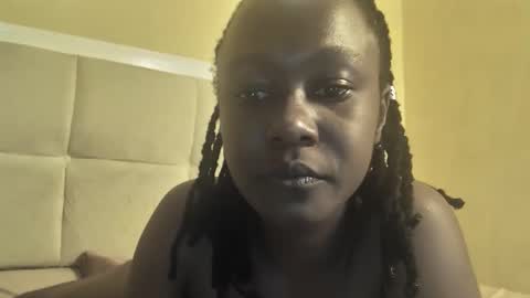 Snapshot of sexymia56 chatting on September 2025 01:43:02 PM Miss mia online show from September 2025 01:43:02 PM