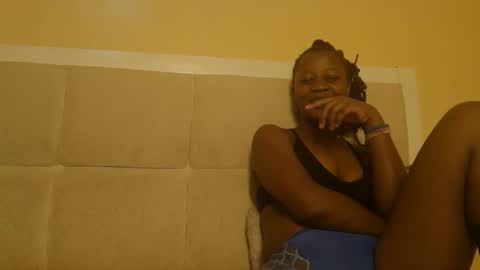 Snapshot of sexymia56 chatting on September 2025 07:14:02 PM Miss mia online show from September 2025 07:14:02 PM