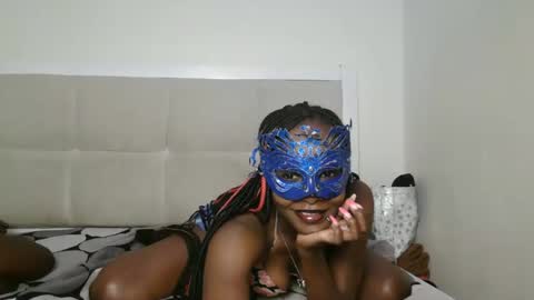 Miss mia online show from December 2025 05:29:02 PM