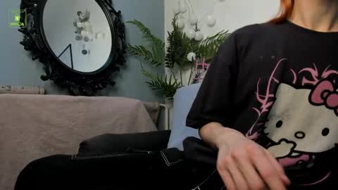 Sexy online show from October 2025 12:28:01 PM