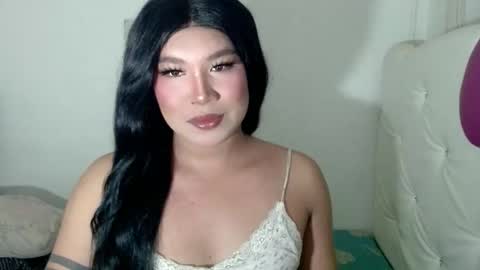 Mika online show from November 2025 04:51:02 PM