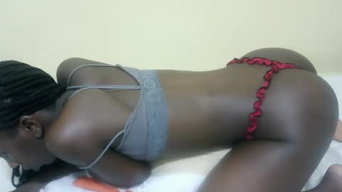 Snapshot of sexyranny chatting on March 2025 05:43:02 AM ranny online show from March 2025 05:43:02 AM