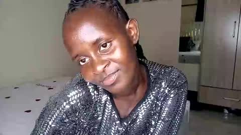 Snapshot of sexyreddebony chatting on January 2025 03:56:02 PM sexyreddebony online show from January 2025 03:56:02 PM