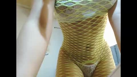 Snapshot of sexysafiravenus chatting on November 2025 05:44:01 PM Venus Independent Model online show from November 2025 05:44:01 PM