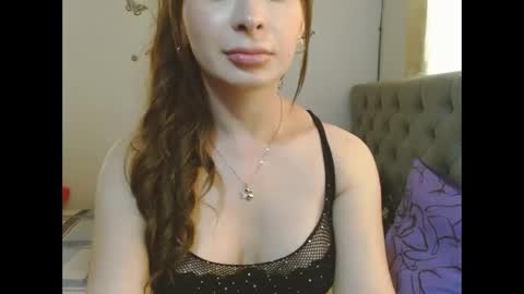 Snapshot of sexysafiravenus chatting on December 2025 05:06:02 PM Venus Independent Model online show from December 2025 05:06:02 PM