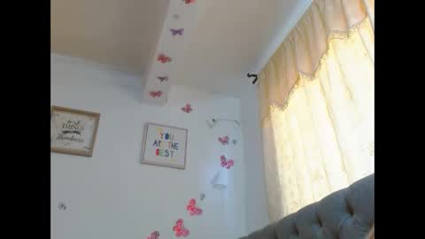 Venus Independent Model online show from April 2026 07:07:02 PM