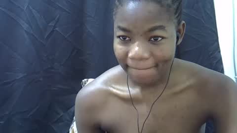 Snapshot of sexyshaz22 chatting on February 2026 09:48:02 PM sexyshaz22 online show from February 2026 09:48:02 PM