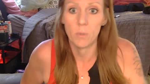 Snapshot of sexytillygurl chatting on June 2026 07:02:01 AM sexytillygurl online show from June 2026 07:02:01 AM