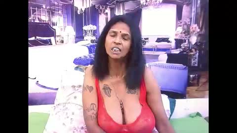 sexyva4u2luv online show from November 2025 07:47:01 PM