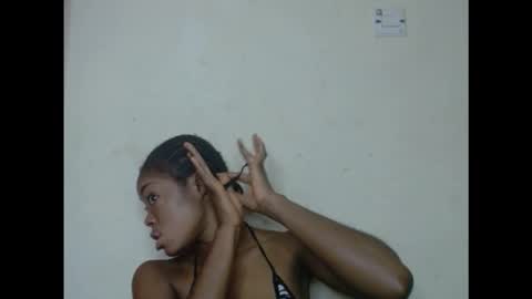 Snapshot of sexyxmilfx chatting on September 2025 09:09:02 AM sexyxmilfx online show from September 2025 09:09:02 AM