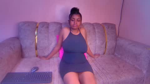 sexyyred_ online show from December 2024 05:55:01 PM