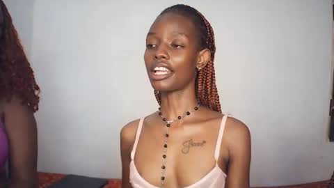 sexyzuriel online show from February 2026 10:08:01 PM