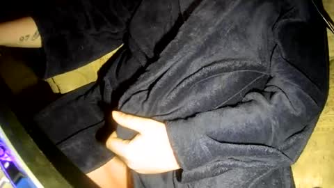 no face online show from November 2025 09:09:01 AM