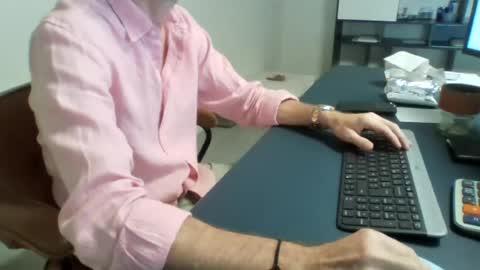 Snapshot of sg2408 chatting on July 2026 09:12:02 AM sg2408 online show from July 2026 09:12:02 AM