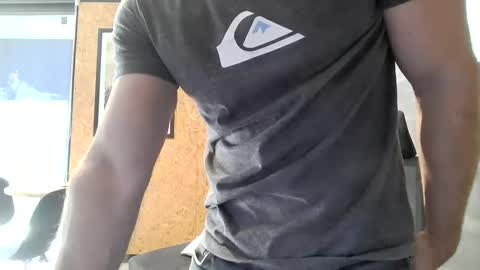 shad0w_hunter online show from February 2025 06:20:02 PM