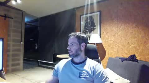 shad0w_hunter online show from July 2026 11:29:01 PM