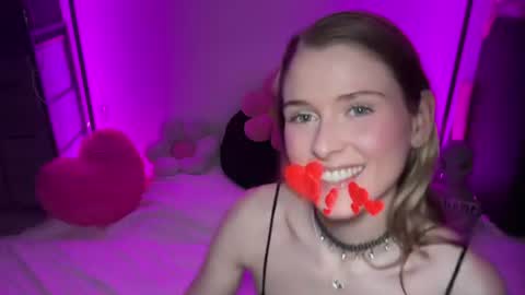 Snapshot of shadebabe chatting on July 2026 05:33:02 AM shadebabe online show from July 2026 05:33:02 AM