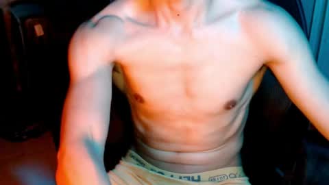 shadowfriend30 online show from May 2026 07:13:01 AM