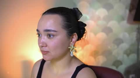 Lily  online show from December 2025 02:24:01 PM