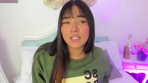 Shalena  online show from September 2025 08:19:01 PM