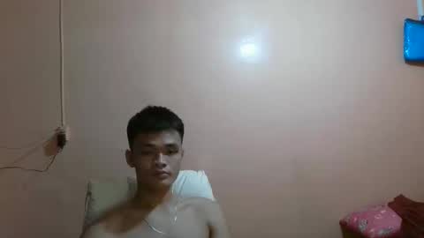 Snapshot of shanelo chatting on February 2025 03:53:01 PM Dylan online show from February 2025 03:53:01 PM