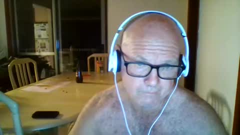 shaneo781570 online show from April 2026 05:18:01 PM