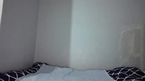 Snapshot of shania_sleigh chatting on January 2025 08:03:02 PM shania_sleigh online show from January 2025 08:03:02 PM