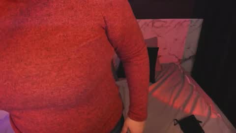 Snapshot of shannonshine chatting on November 2025 01:00:02 PM Shannon online show from November 2025 01:00:02 PM