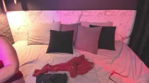 Snapshot of shannonshine chatting on December 2025 05:17:02 AM Shannon online show from December 2025 05:17:02 AM