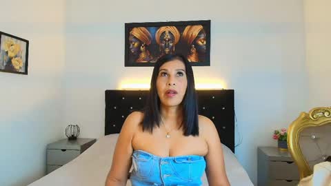  Shanon  online show from May 2026 07:22:01 PM