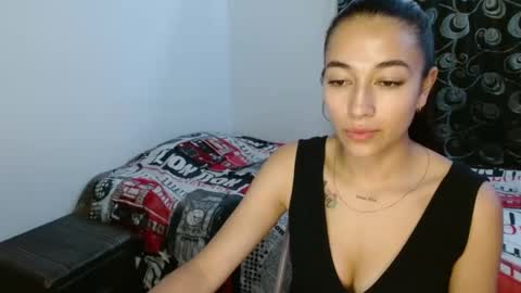 Snapshot of shantal_d03 chatting on February 2025 01:09:02 AM shantal_d03 online show from February 2025 01:09:02 AM