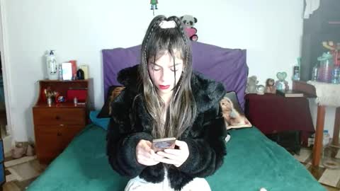 Shantal online show from October 2025 11:44:01 AM