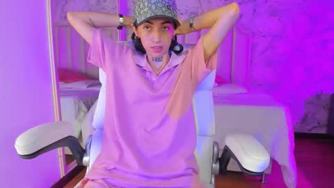 Shantal online show from November 2025 03:53:02 AM