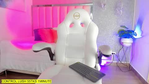 Shantal online show from March 2026 11:27:02 AM