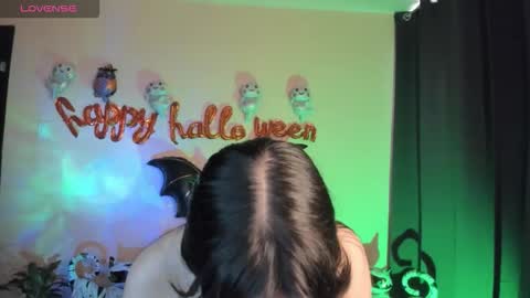 Cat-FOLLOWME and we talk IGshantal cerezo online show from October 2025 09:53:01 PM