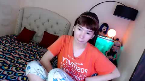 SHANTA FOX  s online show from October 2025 12:56:02 AM