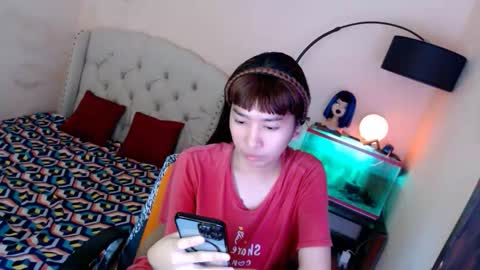 SHANTA FOX  s online show from November 2025 02:00:01 AM