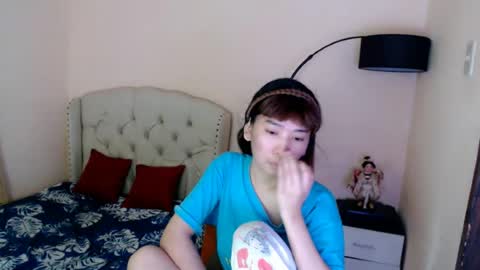 Snapshot of shantalfoxxy chatting on June 2026 01:32:01 AM SHANTA FOX s online show from June 2026 01:32:01 AM