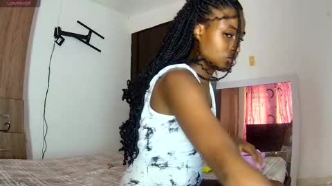 Snapshot of shantall_ebony1 chatting on September 2025 08:42:01 PM shantall_ebony1 online show from September 2025 08:42:01 PM