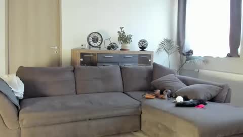 Snapshot of shantallmilf chatting on February 2025 03:43:01 PM Shantall Milf online show from February 2025 03:43:01 PM