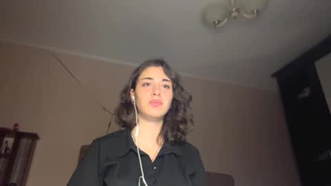 Snapshot of shantellemagnotta chatting on November 2025 07:35:01 PM Shantel online show from November 2025 07:35:01 PM