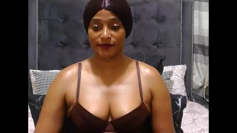 Snapshot of shany922 chatting on February 2025 06:55:01 PM shany922 online show from February 2025 06:55:01 PM